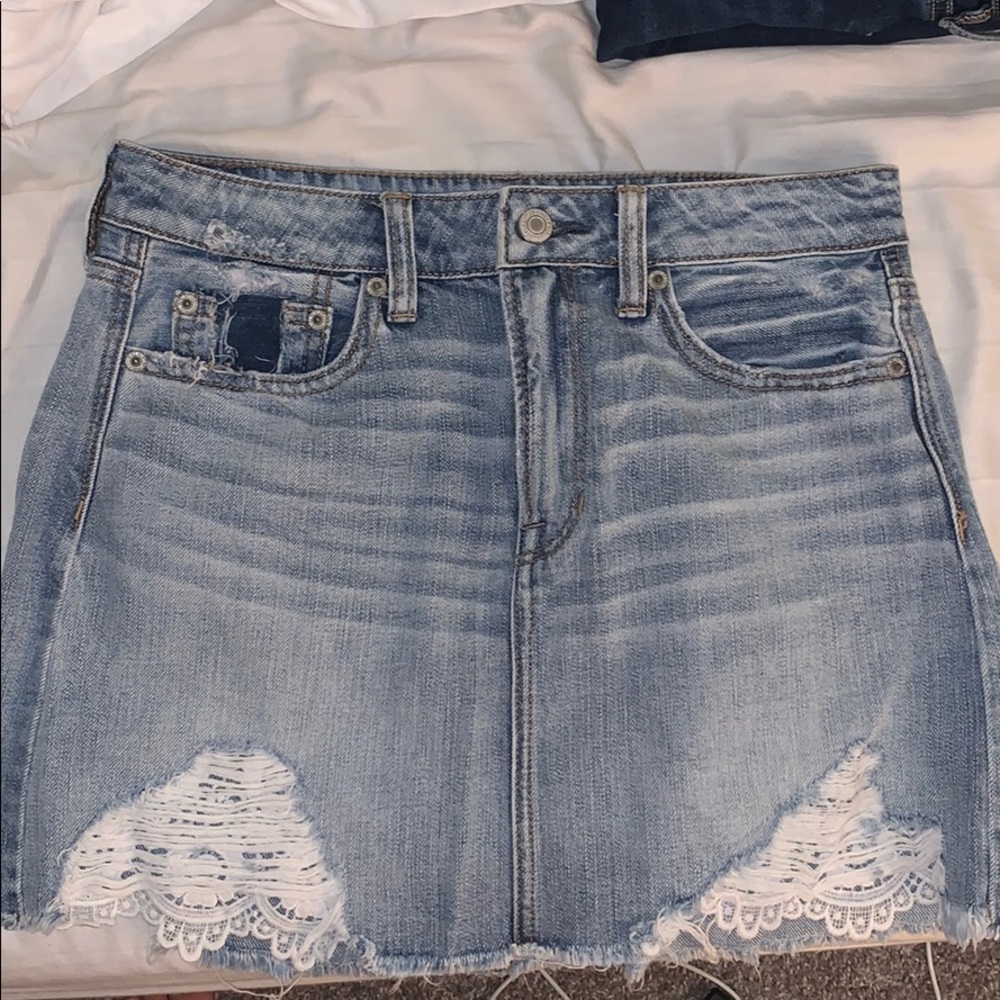 AE light-wash skirt